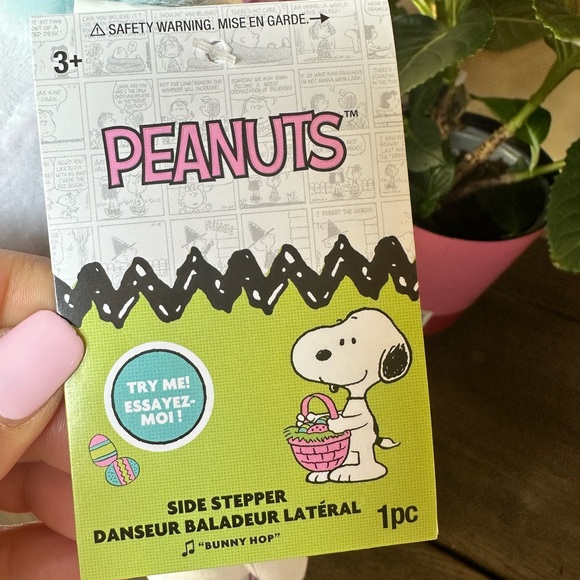 Snoopy Easter musical sidestepping decor - Picture 4 of 4